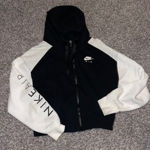 Nike cropped hoodie
